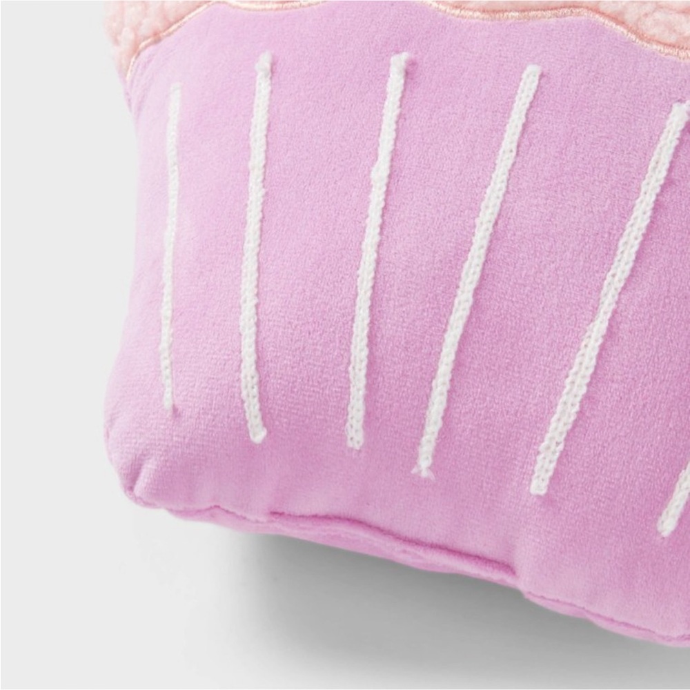 Small Cupcake Valentine's Day Pillow - Spritz Target 2025 - Picture 3 of 4